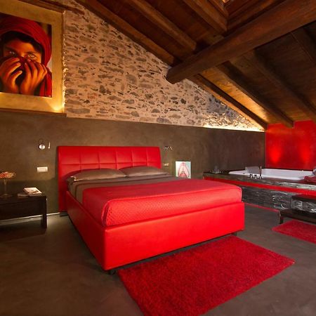 Sotto Le Stelle Hotel Pieve di Teco Exterior foto